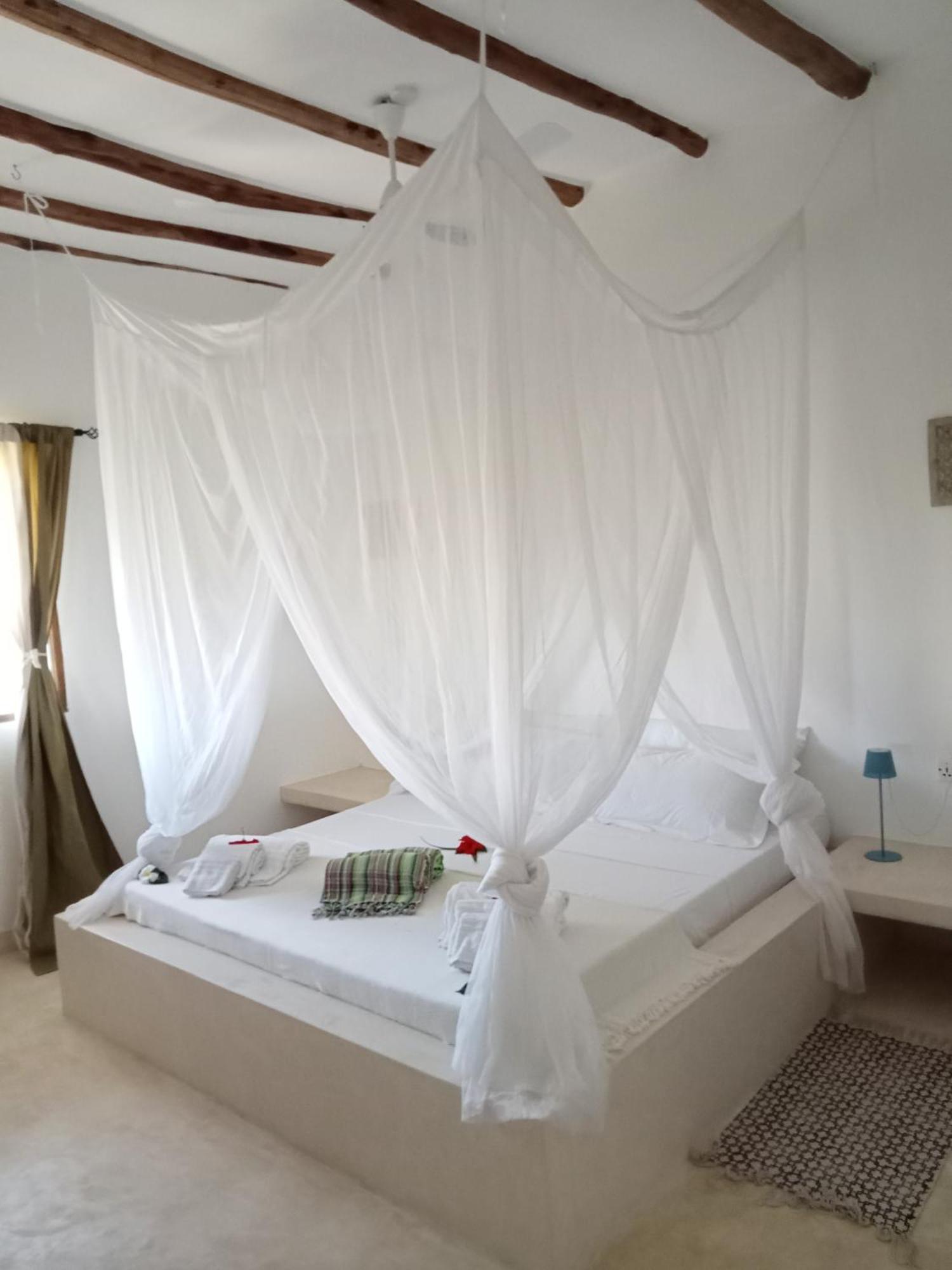 Shira House Bed and Breakfast Watamu Εξωτερικό φωτογραφία