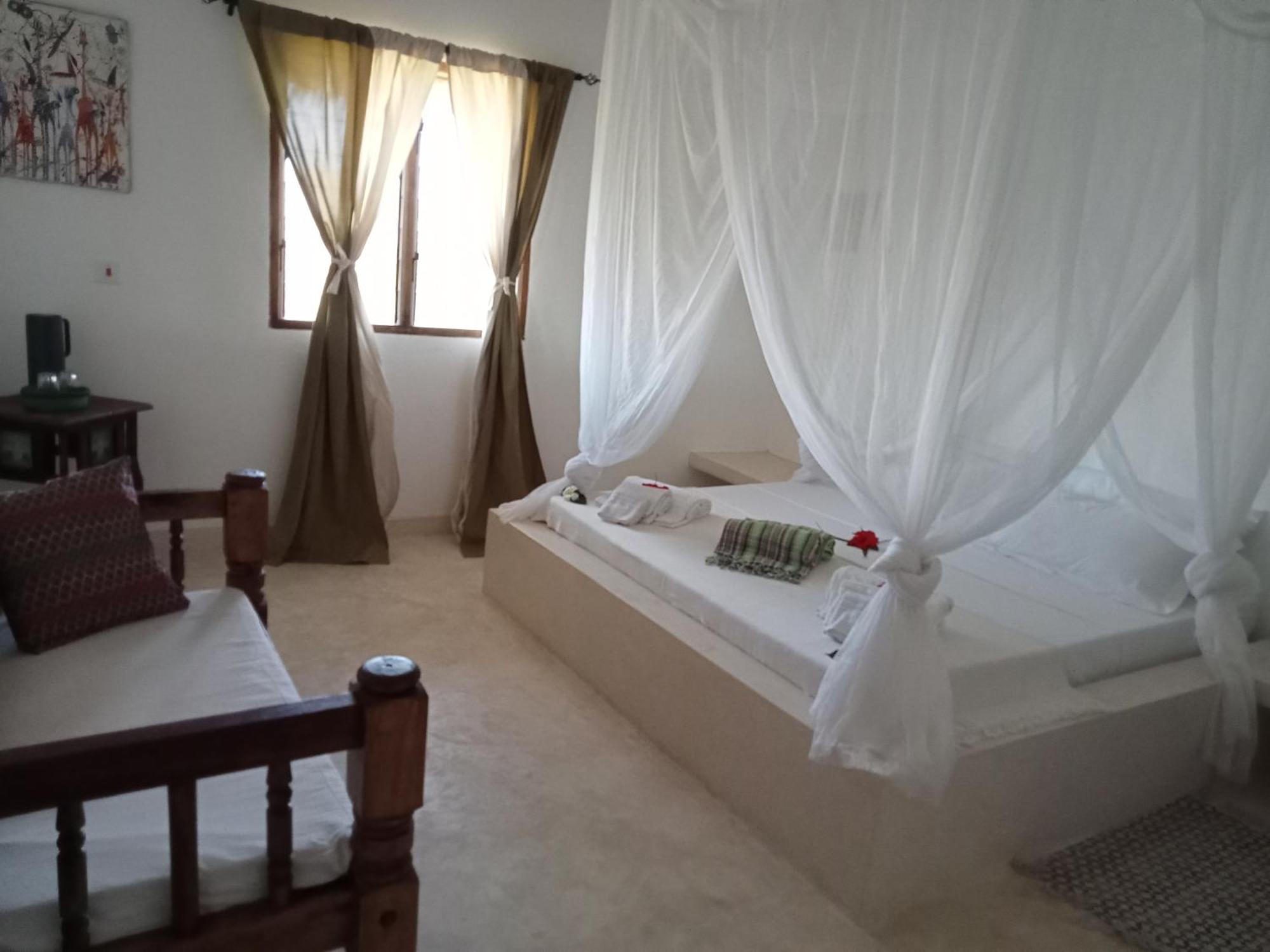 Shira House Bed and Breakfast Watamu Εξωτερικό φωτογραφία
