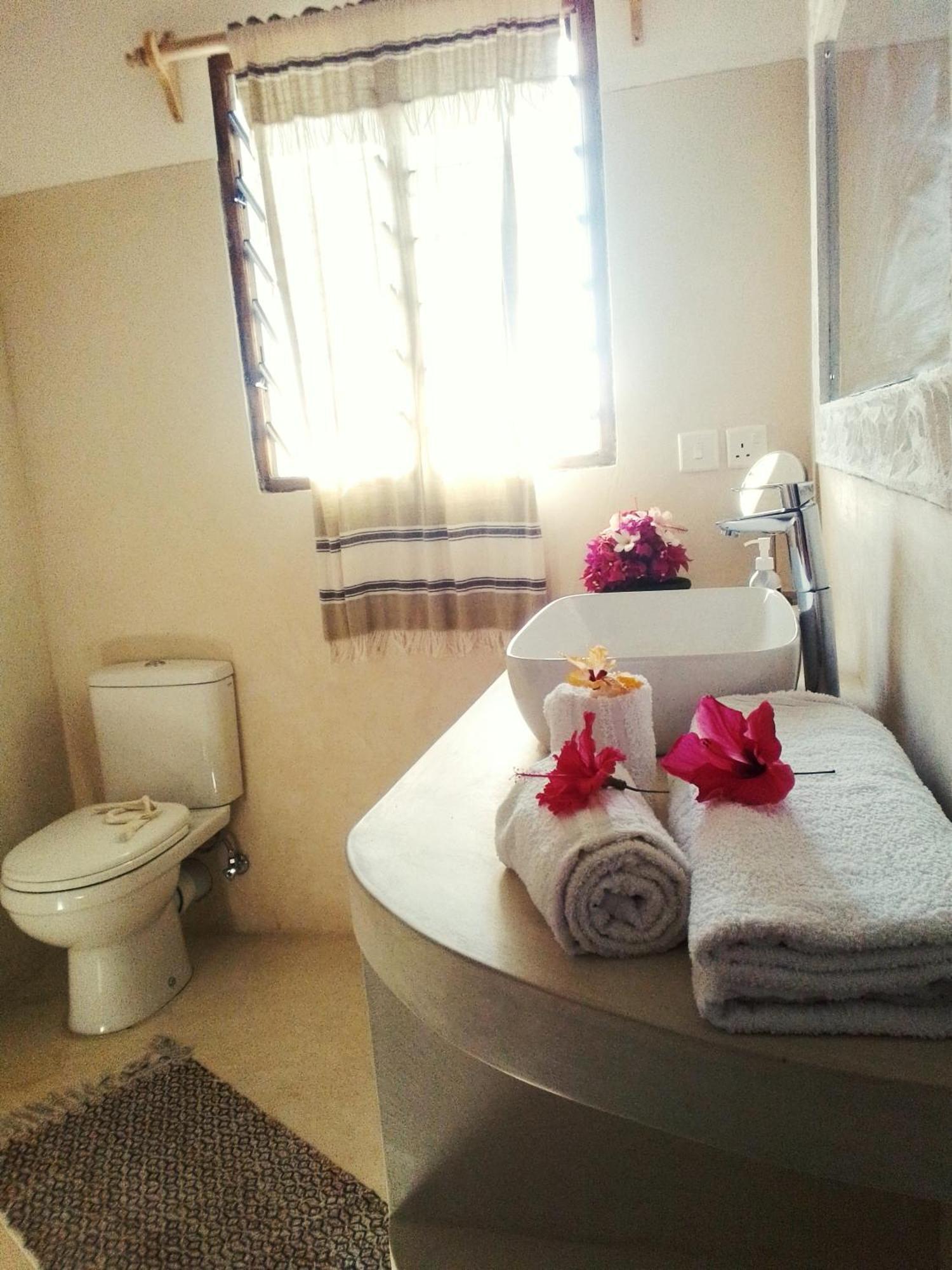 Shira House Bed and Breakfast Watamu Εξωτερικό φωτογραφία